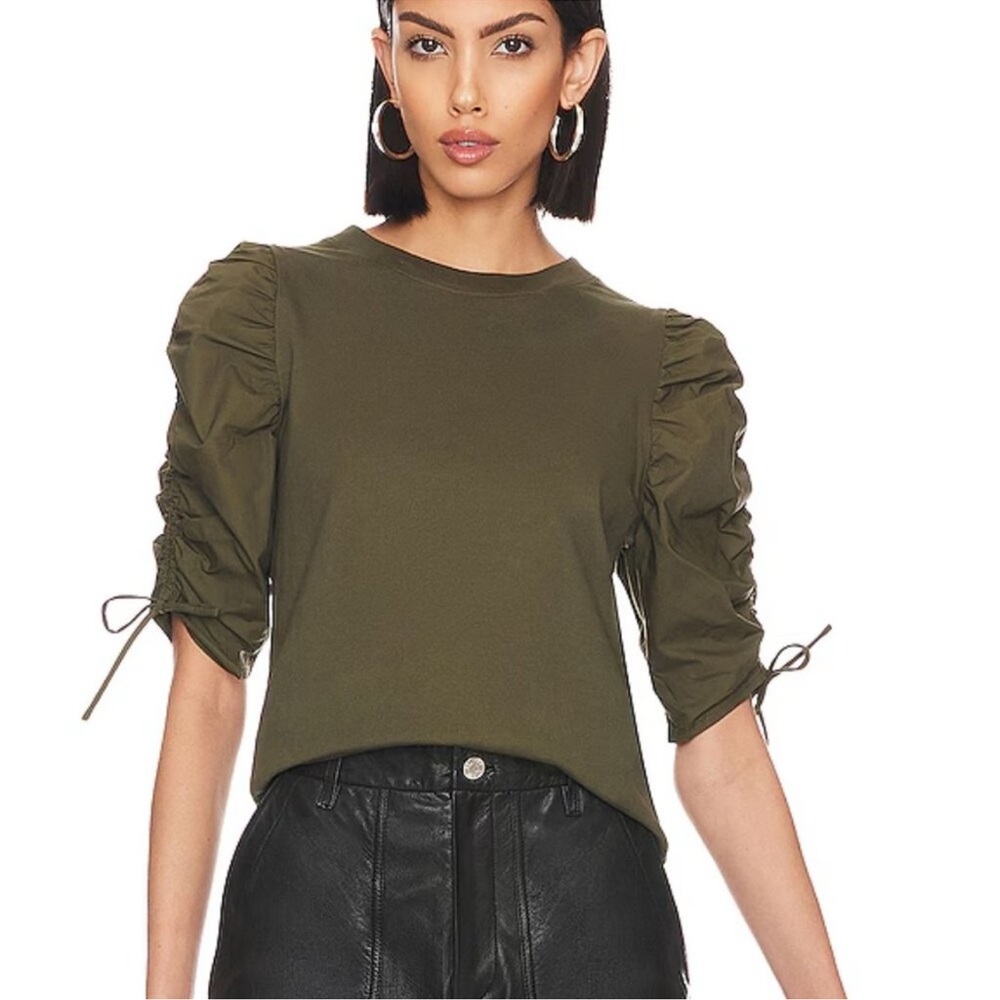 Frame Ruched Tie Sleeve Tee in Fatigue Large